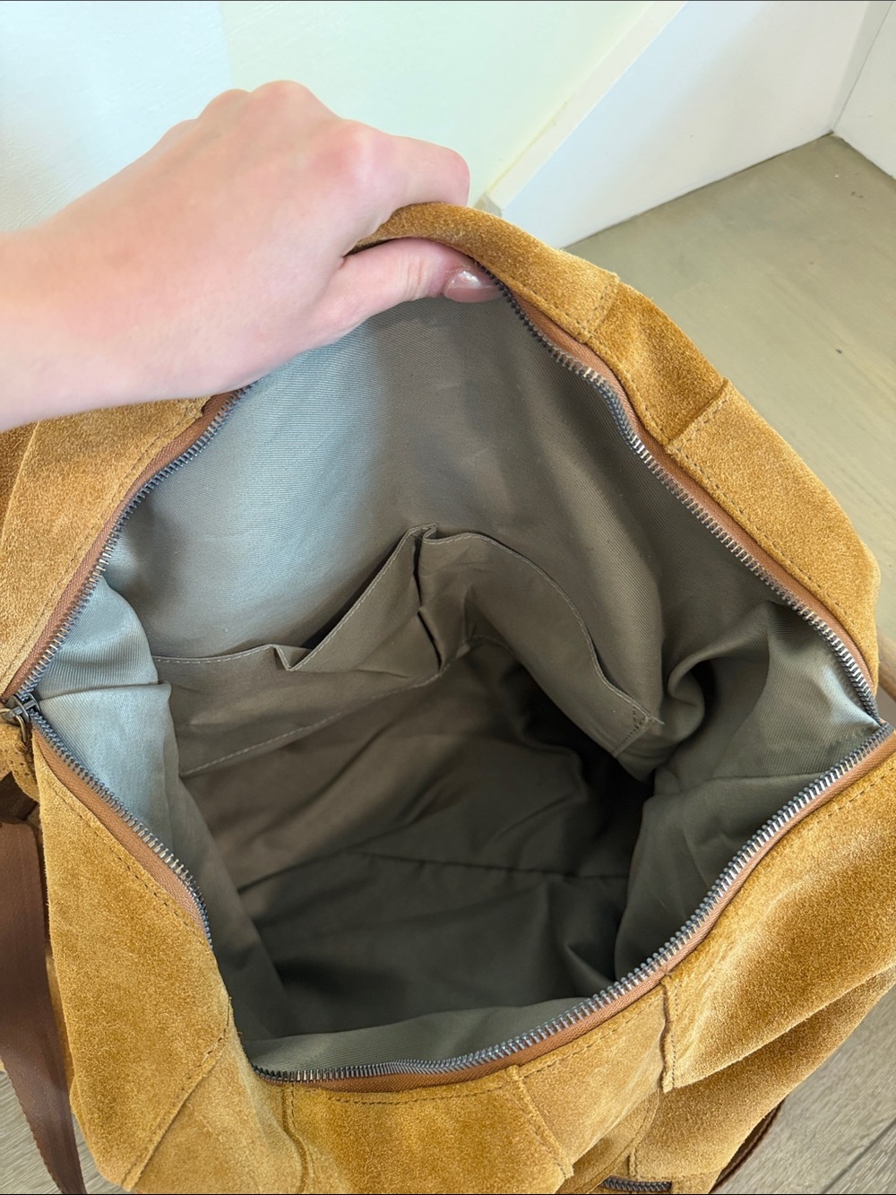 American Leather Duffle - Picture 7 of 10
